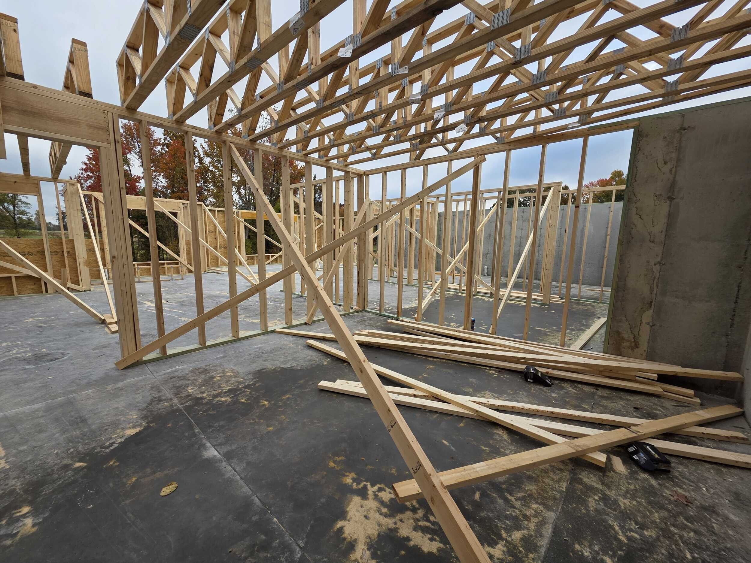 basement walls going up - Custom home builder Cape Girardeau