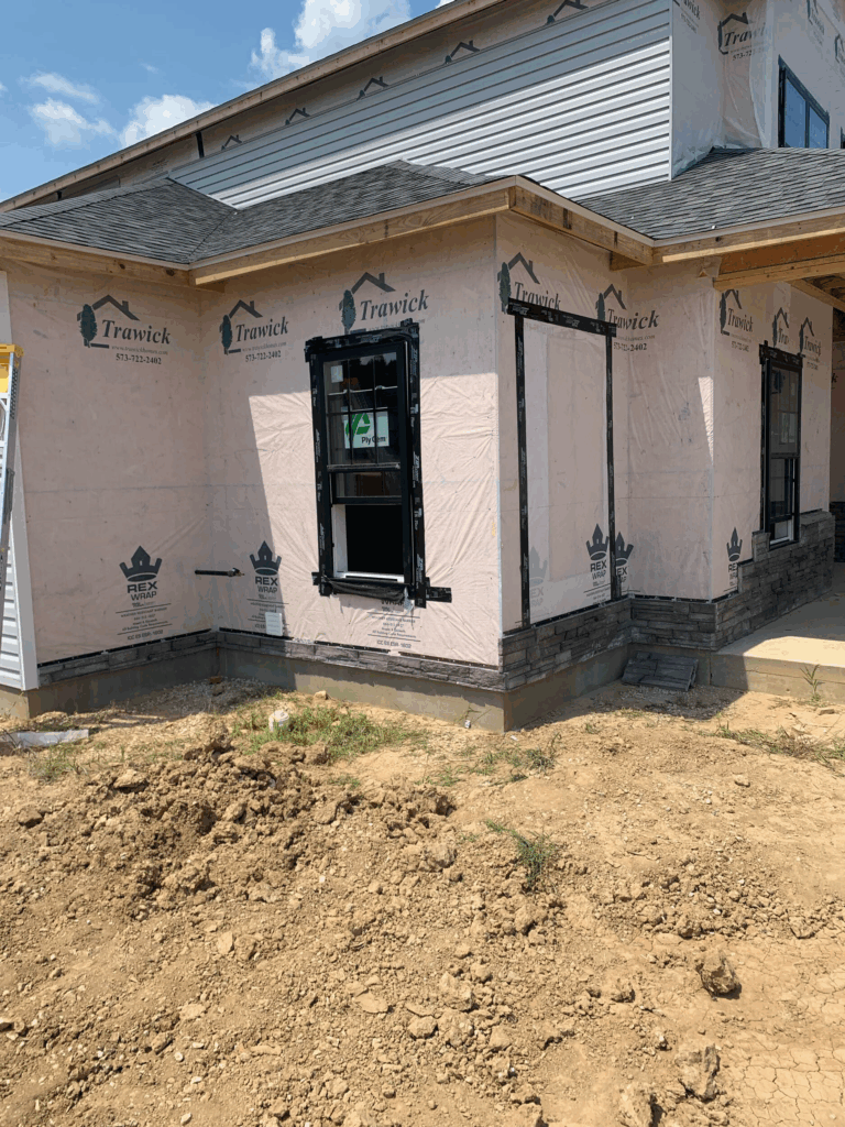 versetta stone on entry patio walls - Brahma Drive Cape Girardeau